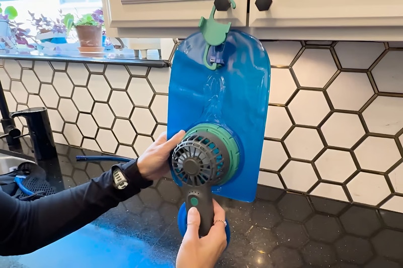 Drye Fan for equipment maintenance