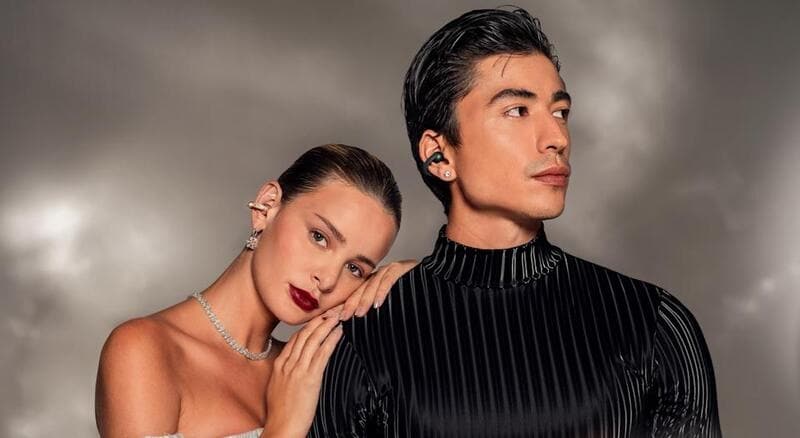 Open-Ear Jewelry-Like Earbuds