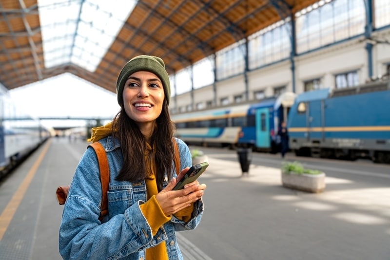 Transforming Business Efficiency with AI Virtual Assistants