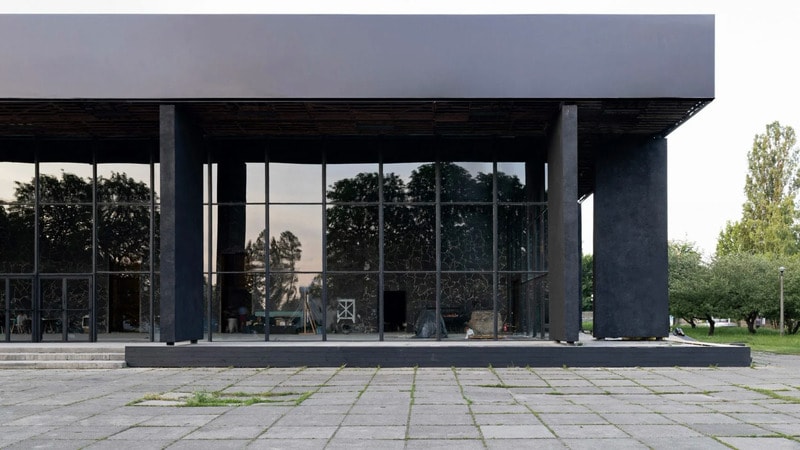 Renovated Exhibition Halls - FORMA Remakes Pavilion 13 in Kyiv into a Cultural Beacon (TrendHunter.com)