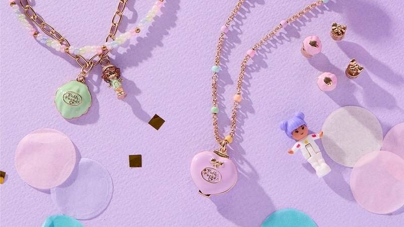 その他 Polly Pocket Keepsake Collection Jewelry Amazon.com: Polly Pocket Collector Compact with 2 Dolls