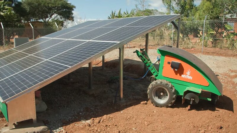 Clean the Sky - Solar-Powered Tractor Solutions