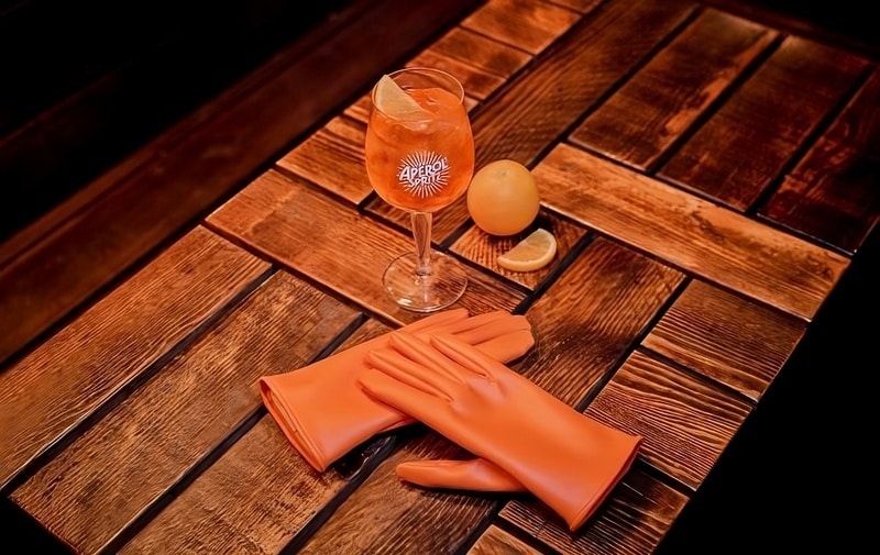 Citrus-Based Gloves Main Gallery Image