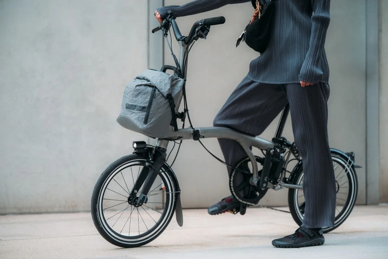Ultralight Electric Bike Releases Main Gallery Image