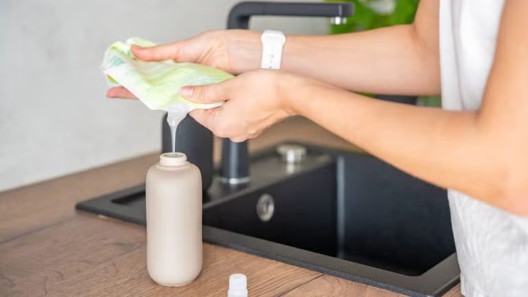 Refillable Personal Care Packaging Main Gallery Image