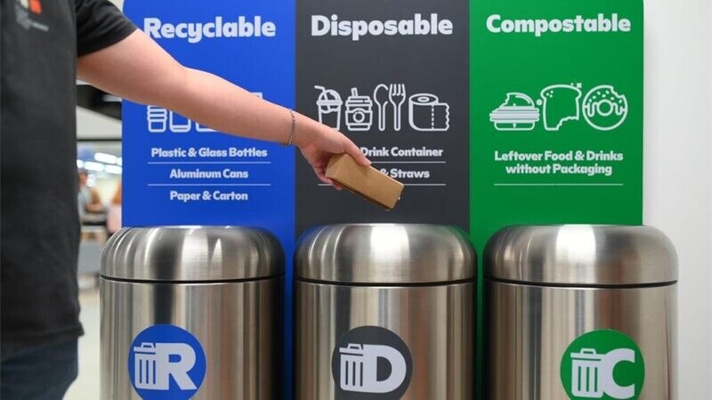 Waste-Diverting Mall Bins Main Gallery Image