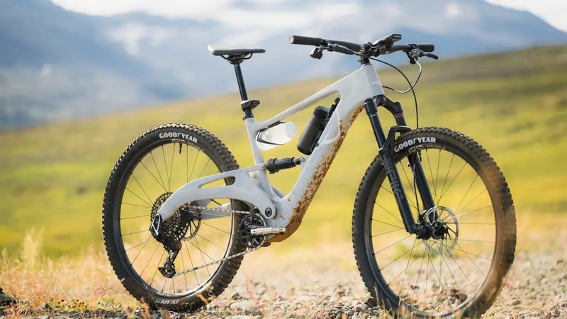 Lightweight Electric Mountain Bikes Main Gallery Image