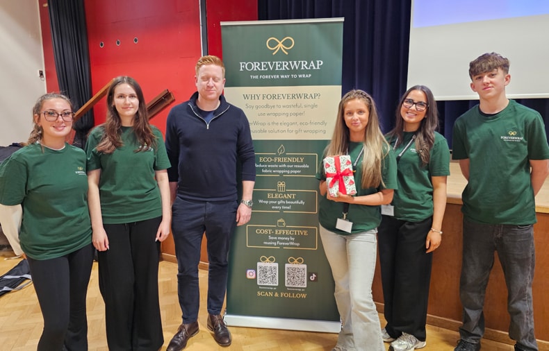 Plastic-Made Wrapping Papers Main Gallery Image