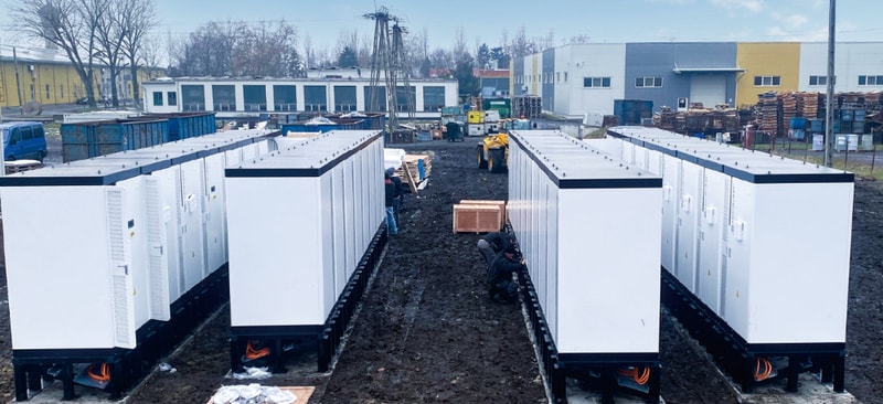 Utility Storage Deployment Main Gallery Image