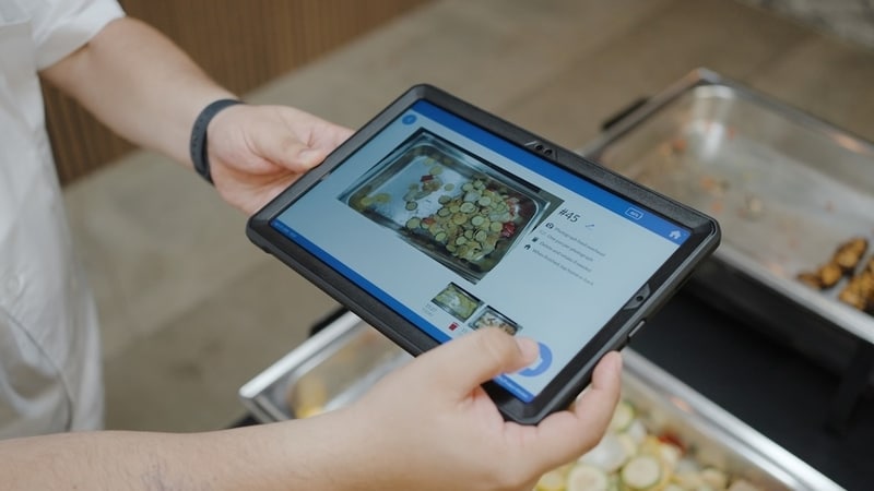 Mobile Food Waste Trackers Main Gallery Image