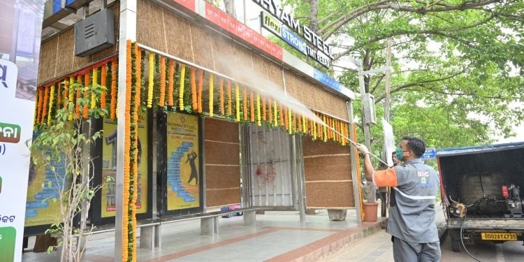 Cooling Bus Stations Main Gallery Image