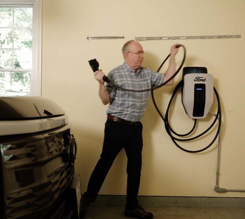 EV Pilot Programs Main Gallery Image