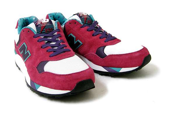 Girlie '90s Kicks