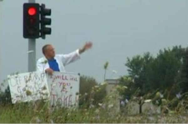 Roadside Comedians : Off-Ramp Comic