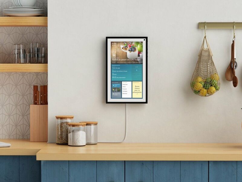 Mountable Home Smart Displays : Amazon Echo Show 15
