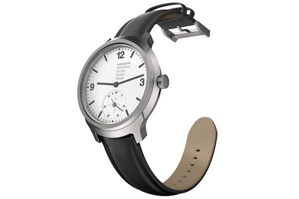 Typeface-Themed Smartwatches