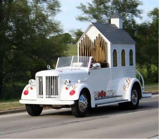 4-Wheeled Marriage Venues