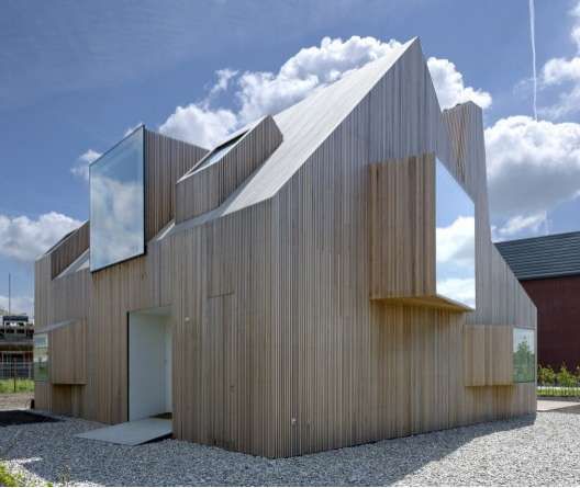 Sculptural Windowed Homes