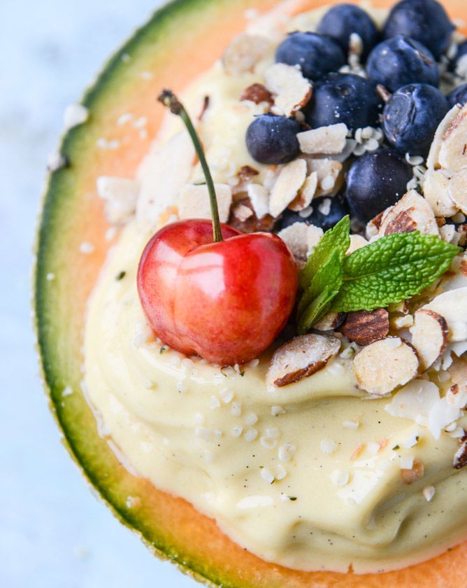 Boozy Smoothie Bowls