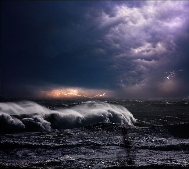 Dynamic Storm Photography