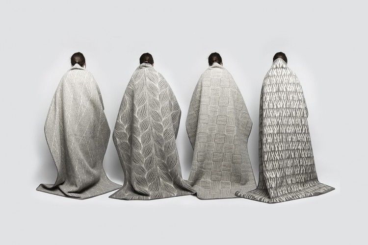 Minimal Decorative Blankets