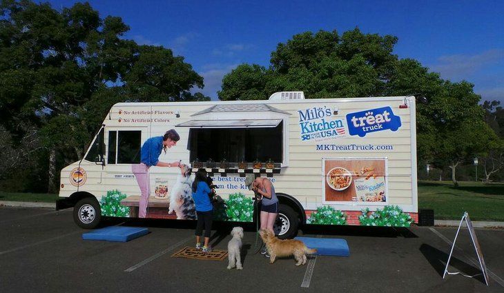 Dog Food Trucks