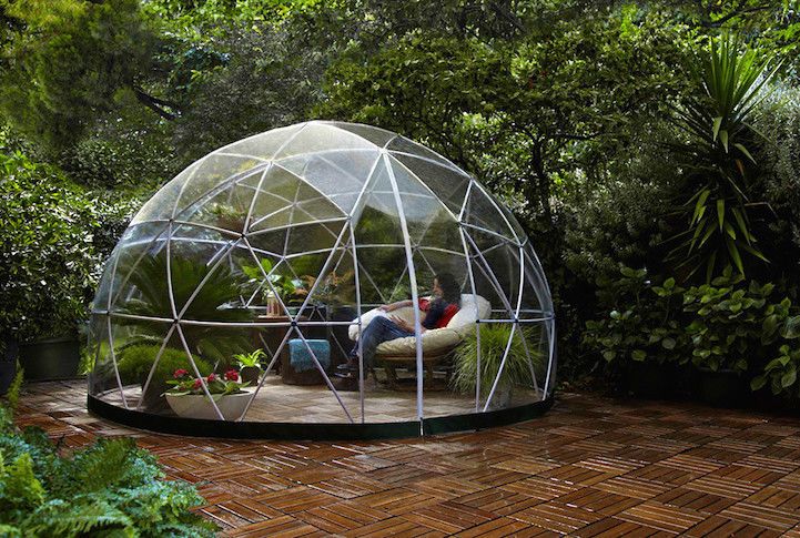 Relaxing Garden Igloos