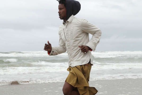 Juxtaposed Activewear Lookbooks : griffin 2013