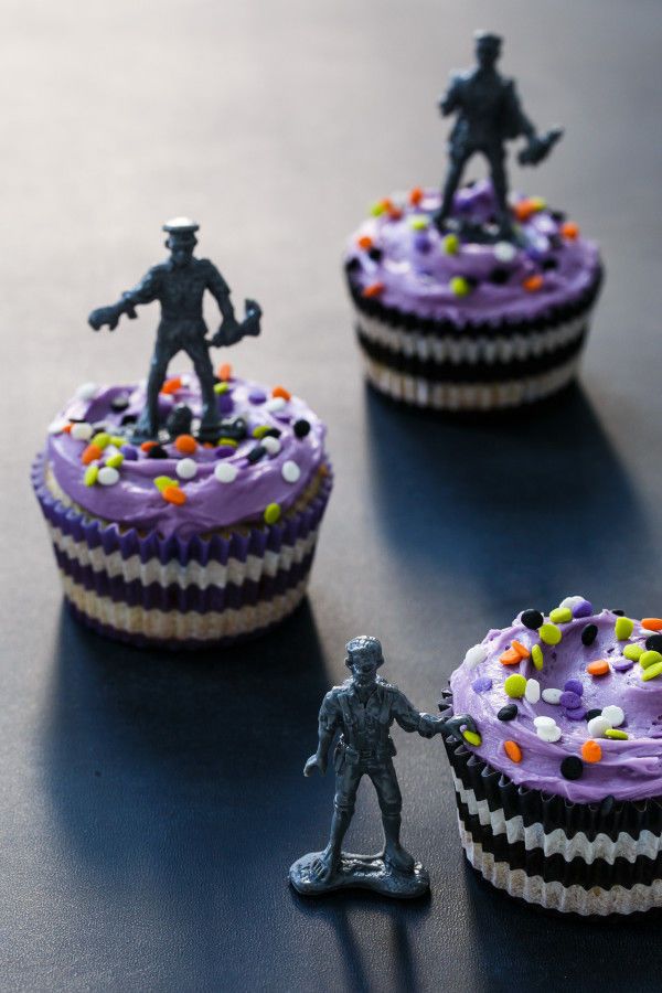 Zombified Confetti Cupcakes