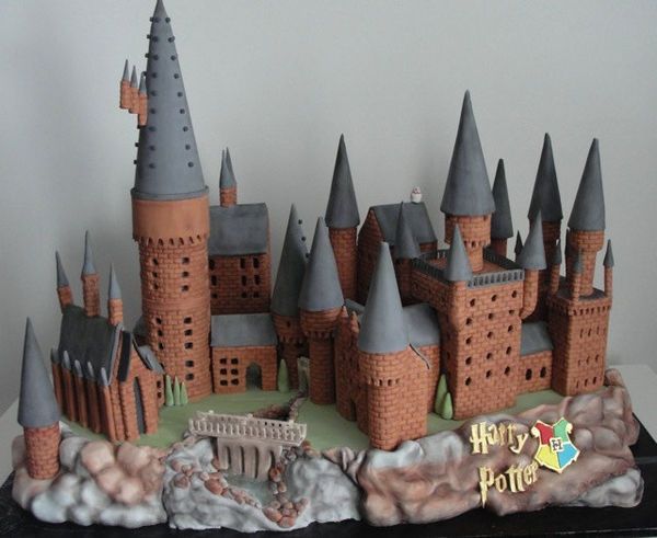 Wizarding School Cakes