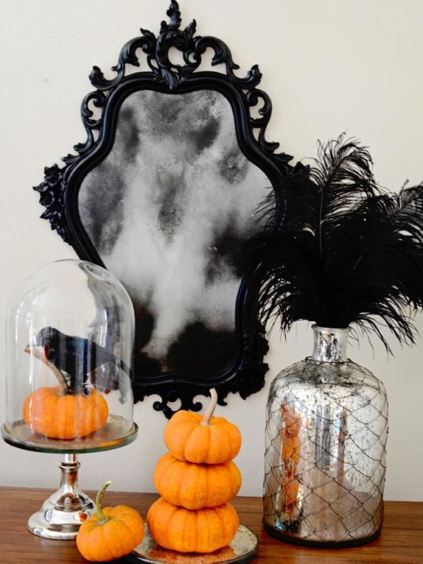 DIY Haunted Mirrors