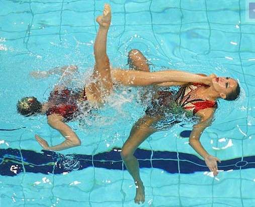 10 Hilarious Olympic Images 