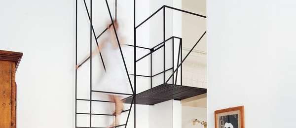 Wiry Minimal Stairs