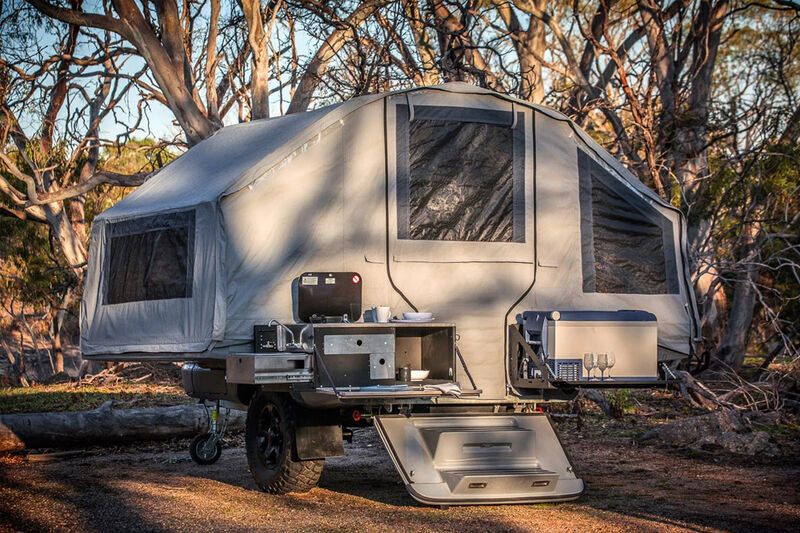 Auto Camping Caravan –