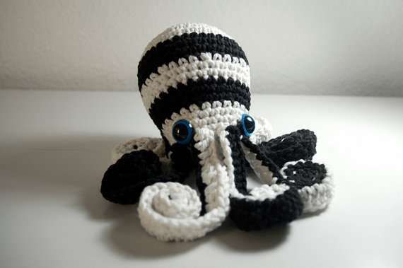 DIY Squid Crochets
