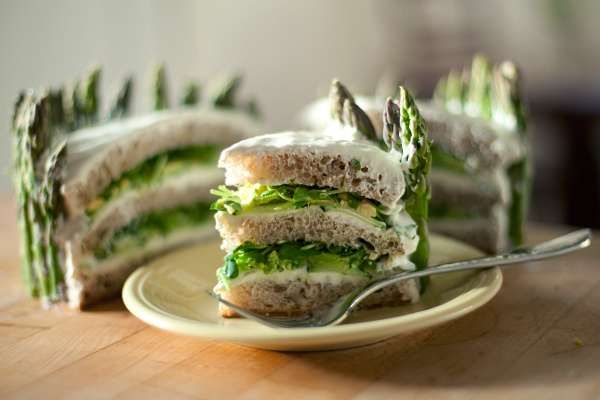 Disguised Stacked Lunches