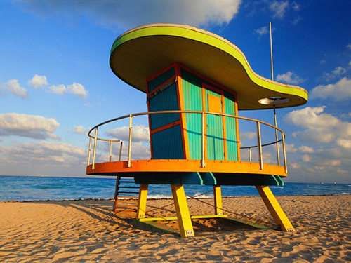 Trippy Lifeguard Towers