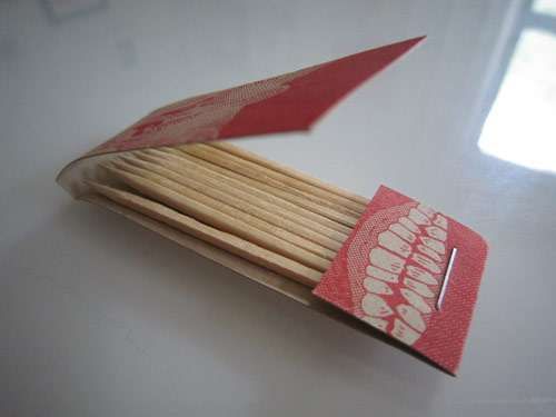 Matchstick-Holding Business Cards