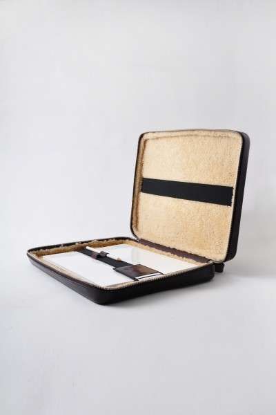 Lavish Leather Notebook Carriers