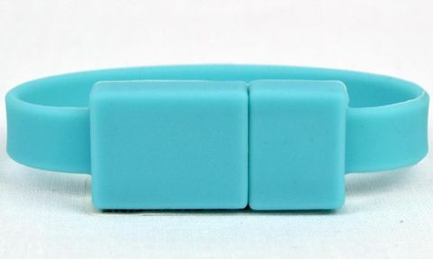 Clasped USB Cuffs