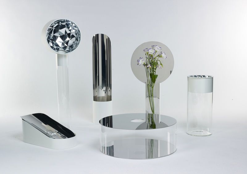 Mirrored Flower Vases