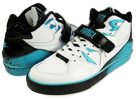 Aquamarine Court Kicks