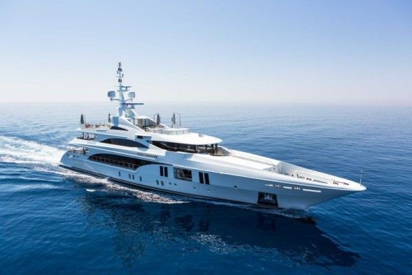 Earth-Saving Luxury Yachts