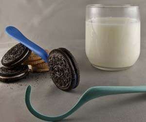 Cookie-Grabbing Utensils