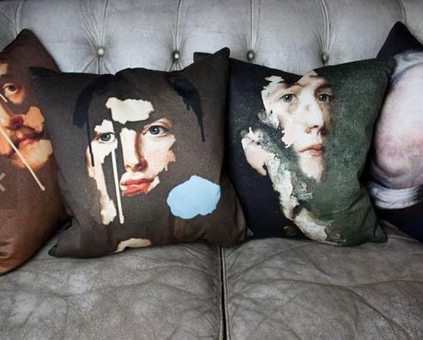 Fragmented Face-Revealing Pillows