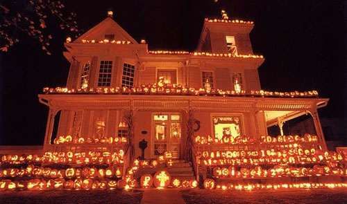 Extreme Halloween Exteriors