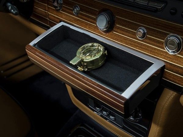 Luxurious Nautical Autos