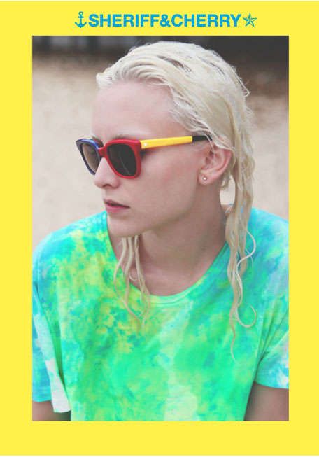 Vibrant Surfer Sunnies