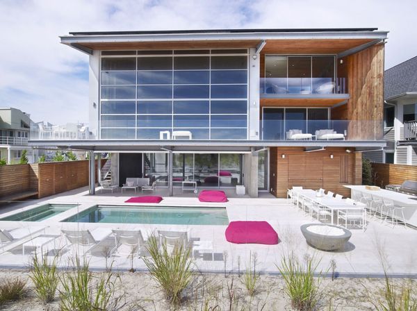 Eco-Friendly Oceanside Abodes