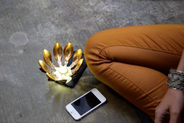 App-Connected Meditation Flowers